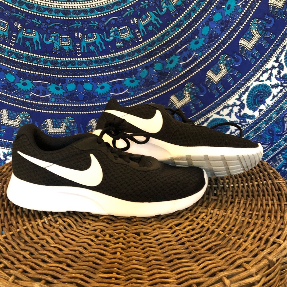 Practically new Nike Sneakers